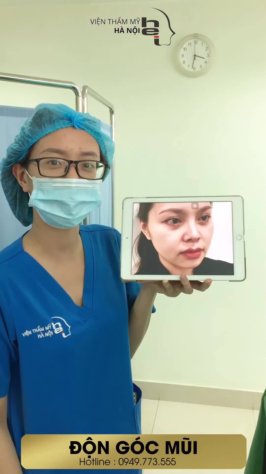 Vẫn còn ở lứa tuổi trẻ phơi phơi, cơ mà trông mình vẫn có nét già nua hơn các bạn đồng trang lứa, da vẫn căng mà chẳng hiểu sao cứ cười là y như rằng GIÀ