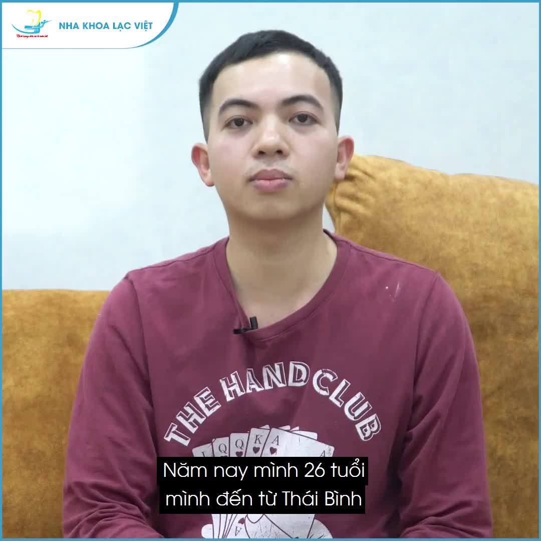 "Sau 4 tháng mình không thể tin nổi răng thay đổi nhiều đến vậy. Răng thẳng hàng và rất là đẹp...”