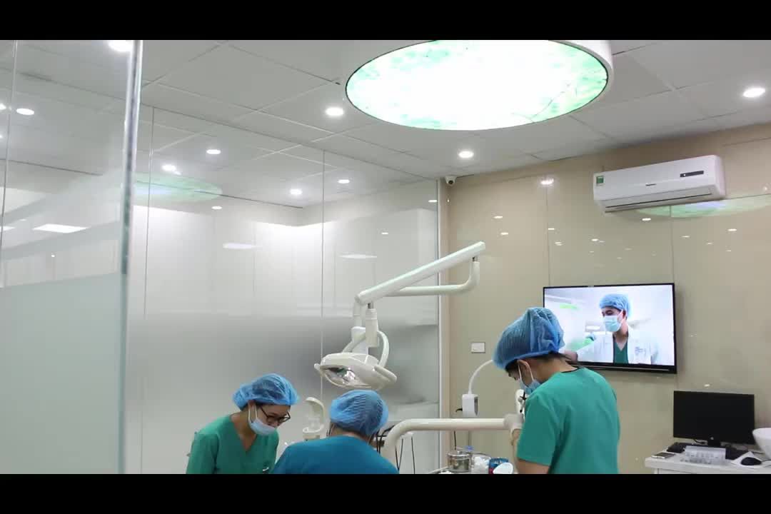 Case gắn mắc cài cho bệnh nhân N. L. N - 17 tuổi ở Hoàn Kiếm, Hà Nội