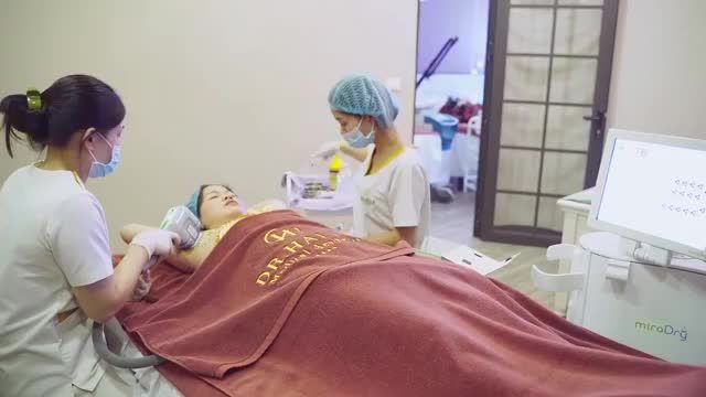 CÙNG XEM QUY TRÌNH ĐIỀU TRỊ CHỨNG TĂNG TIẾT MỒ HÔI NÁCH DOUBLE MIRADRY