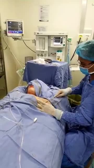 Quy trình hút tuyến nội soi