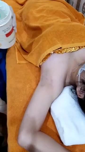 Nách xinh trắng mịn - Chỉ với 99K? Tại sao không thử?