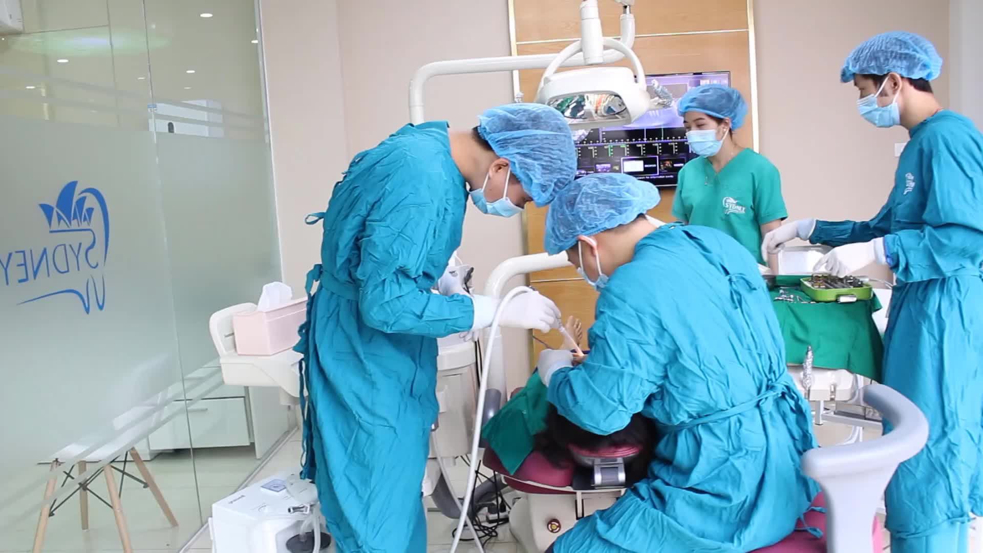 Case cấy ghép 2 trụ implant Korea (Dentium - Ostem) cho bệnh nhân N. T. M - 40 tuổi ở Sóc Sơn - Hà Nội