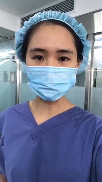 Khách hàng nữ 27 tuổi teo tuyến vú sau sinh, nâng cấp vòng 1 bằng túi Motiva size 285-265 cc