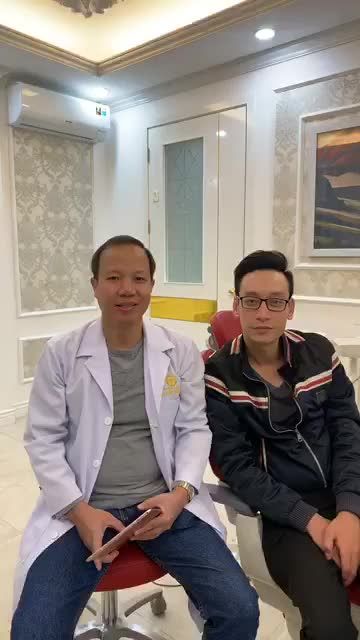 Thật bất ngờ và thật không ngờ Chỉ 6 răng sứ làm lại cũng tạm gọi là thay đổi và hoàn hảo.