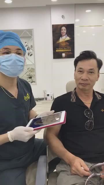 Đàn ông hiện đại Cười chuẩn nam tính - Đẹp ngời khí chất