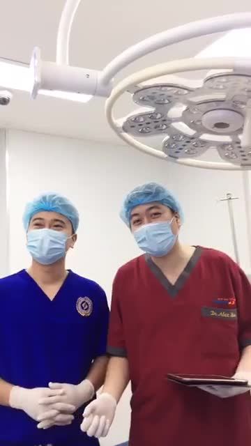 Nữ KH đến Kangnam trong tình trạng Cằm Lẹm + Trục mặt bị lệch