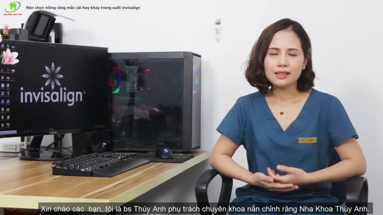 NÊN CHỌN NIỀNG RĂNG MẮC CÀI HAY KHAY TRONG SUỐT INVISALIGN