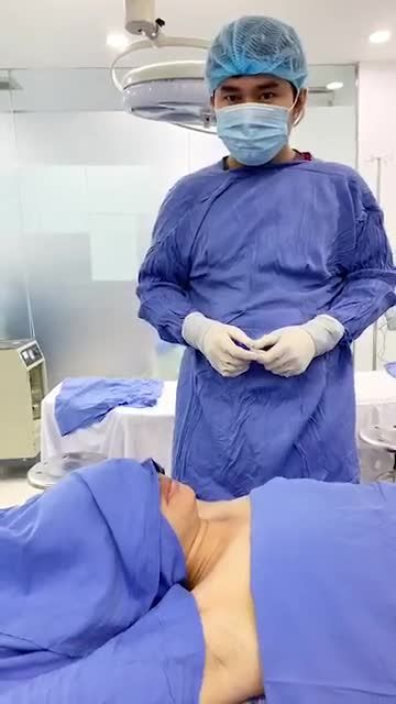 Thổi bay MÙI HÔI NÁCH  Thoải mái vận động, tự tin chơi Noel