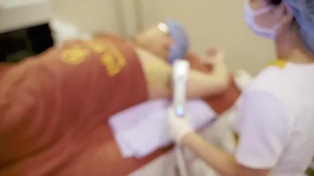 CÙNG XEM QUY TRÌNH ĐIỀU TRỊ CHỨNG TĂNG TIẾT MỒ HÔI NÁCH DOUBLE MIRADRY