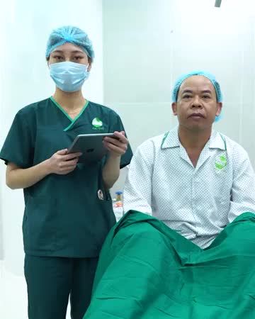 Chú Kh hôm nay đã đến thực hiện Nâng cung mày NanoCell 4.0 để loại bỏ hết da chùng, mỡ thừa vùng mắt giúp cải thiện tầm nhìn của mắt chỉ 15'.