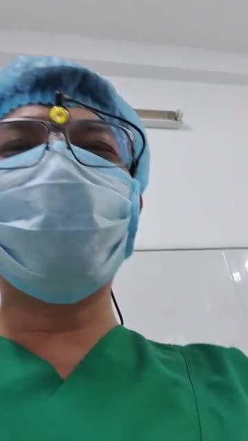 Cắt mí mắt búp bê