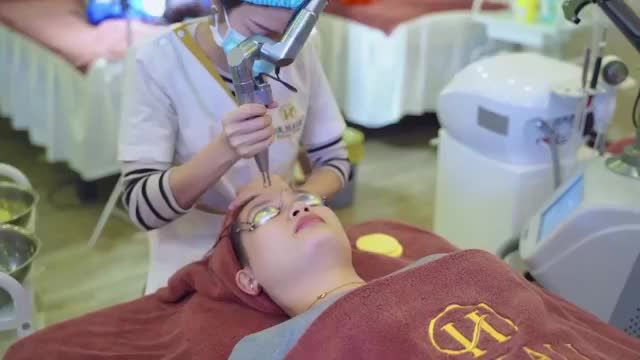 VĨNH BIỆT NÁM với công nghệ Laser Diamond Square chỉ có tại Dr.Hải Lê!
