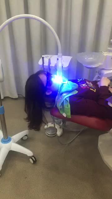 Tẩy Trắng Răng 399k/ 1 Liệu Trình 30p' ( Giá Gốc 1tr500 )