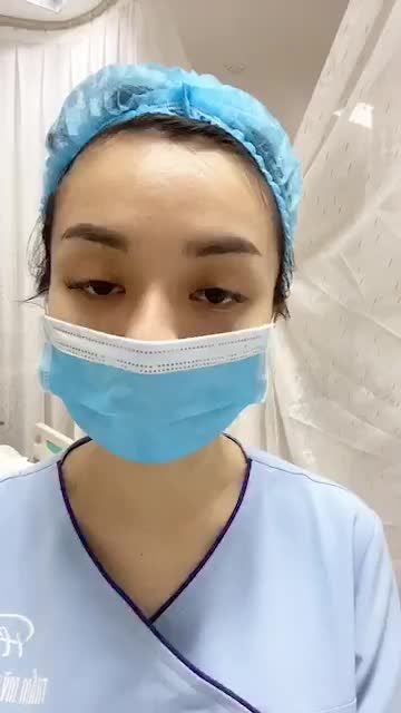 Kết quả sau 1 đêm tỉnh dậy, bà mẹ trẻ sở hữu V2 thon gọn quyến rũ.