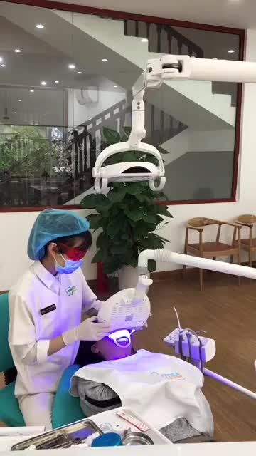 CỰC SỐC - GIẢM 50% TẨY TRẮNG RĂNG