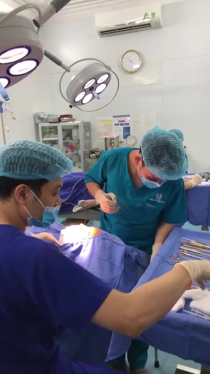 GIẢI CỨU MŨI HỎNG DO TIÊM FILLE CHO CÁC KHÁCH HÀNG XINH ĐẸP CHIỀU NAY!