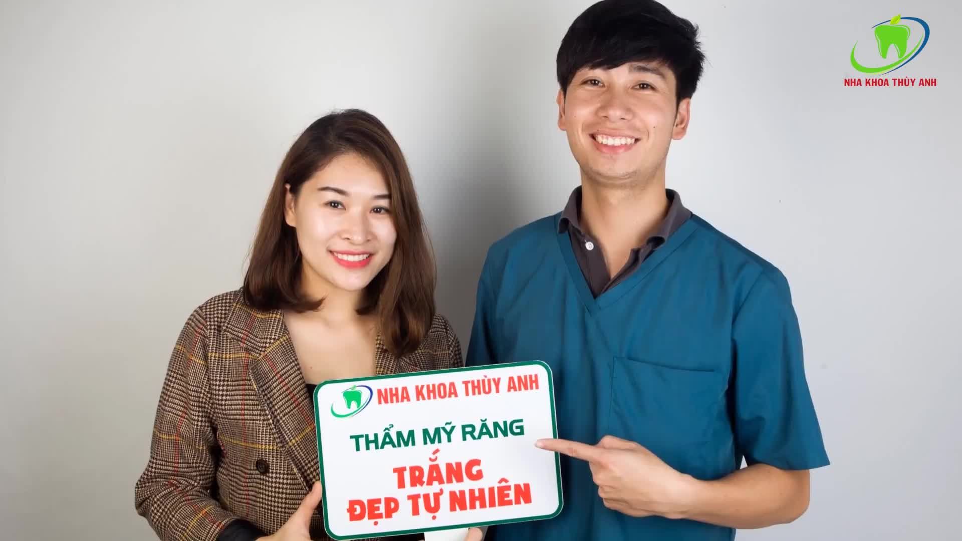 THẨM MỸ RĂNG KHÔNG MÀI NHỎ RĂNG BẰNG MẶT DÁN SỨ VENEER.