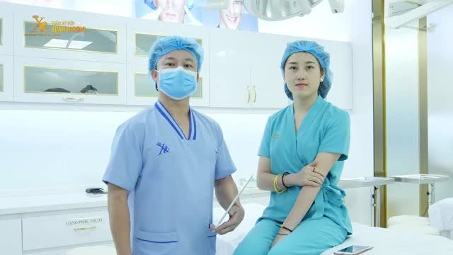 GẦN TẾT PHÒNG PHẪU THUẬT VẪN KÍN KHÁCH NÂNG MŨI ERGONOMIC