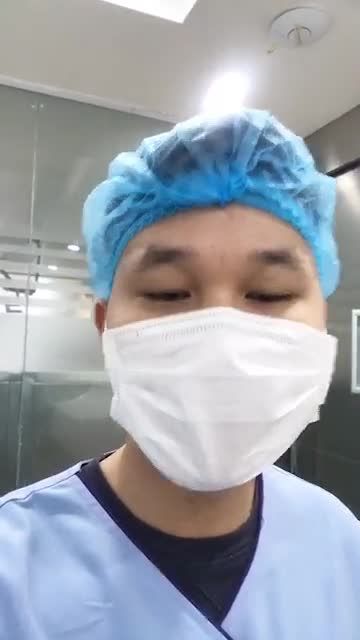 Tạo hình môi bé thâm đen, nhăn nheo cho chị khách hàng. Cả nhà cùng vào theo dõi nha.