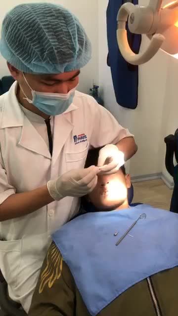PHỤC HÌNH SỨ SAU 1 THÁNG CẮM IMPLANT CÙNG BS MAI THẾ THANH