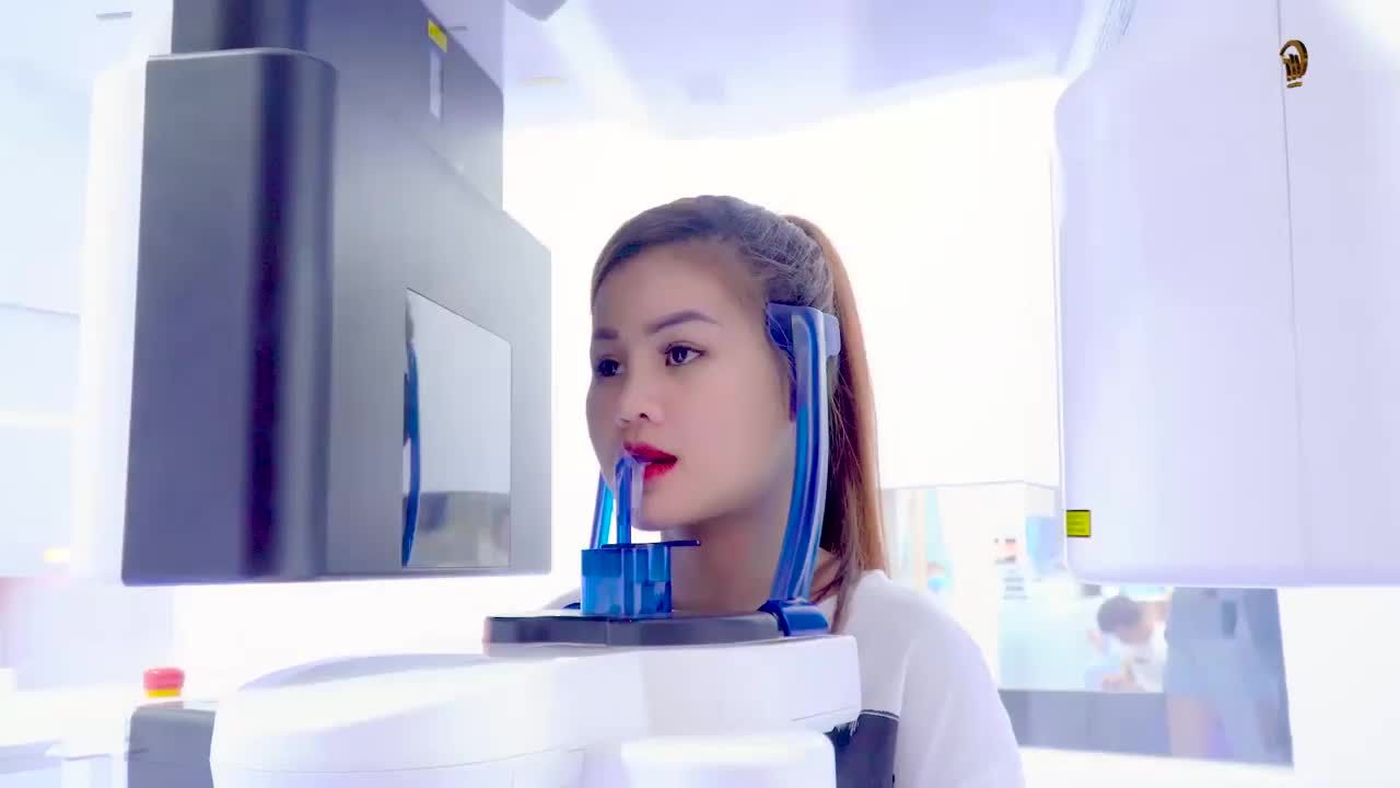 Kết quả sau 1 tháng gọt hàm tại Dr Hoàng Tuấn của hot face Huyền Sunmi