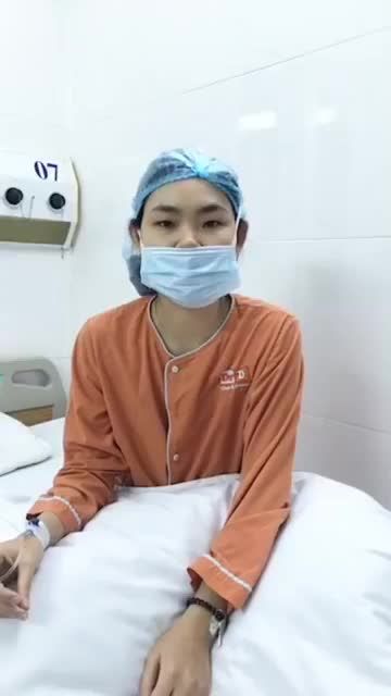Khách hàng thực hiện nâng mũi cấu trúc tại TM DrD. Mời cả nhà cùng trò chuyện với khách hàng trước khi bước vào PT nha