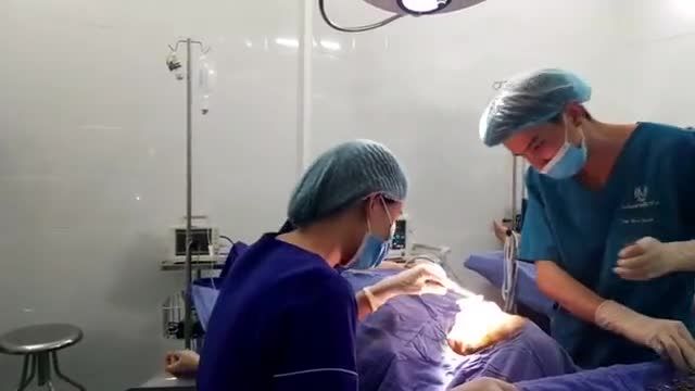Nâng mũi softline cho người nhà nhân viên VQ!