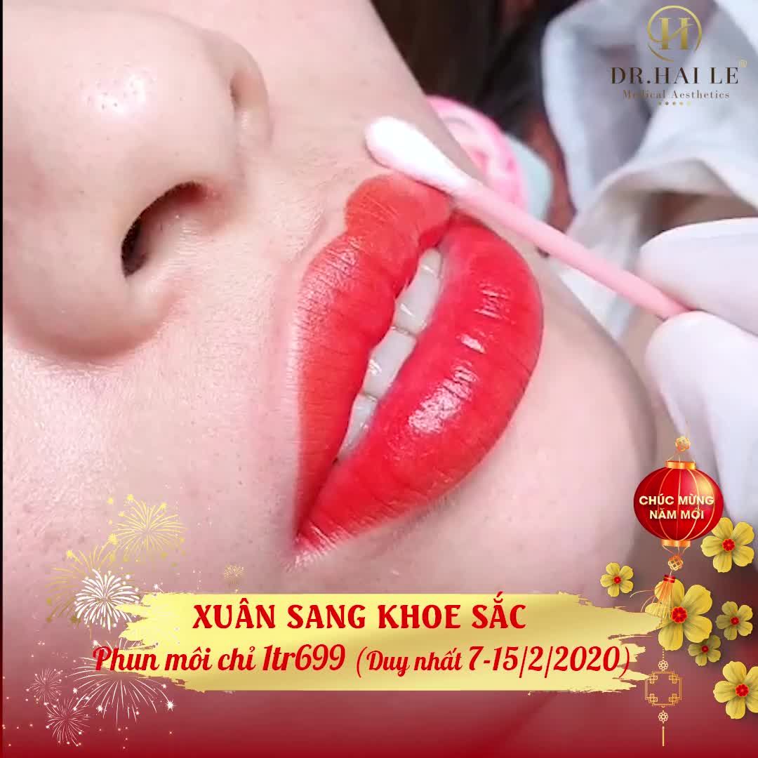 Không còn "HẾT HỒN" vì môi thâm nhợt nhạt với PHUN MÔI PHỦ BÓNG COLLAGEL ‼️