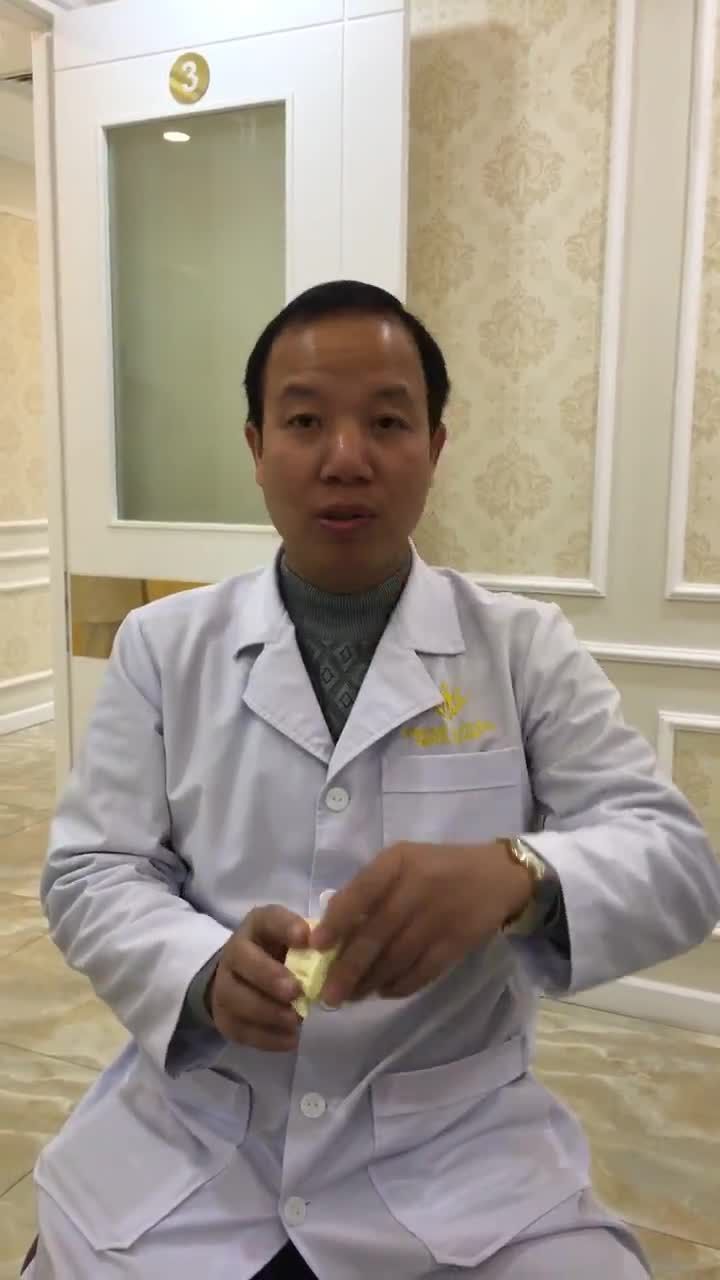 Gắn thẩm mỹ 20 răng sứ thẩm mỹ nhiễm màu tetracyclin cho khách hàng đến từ Sài gòn