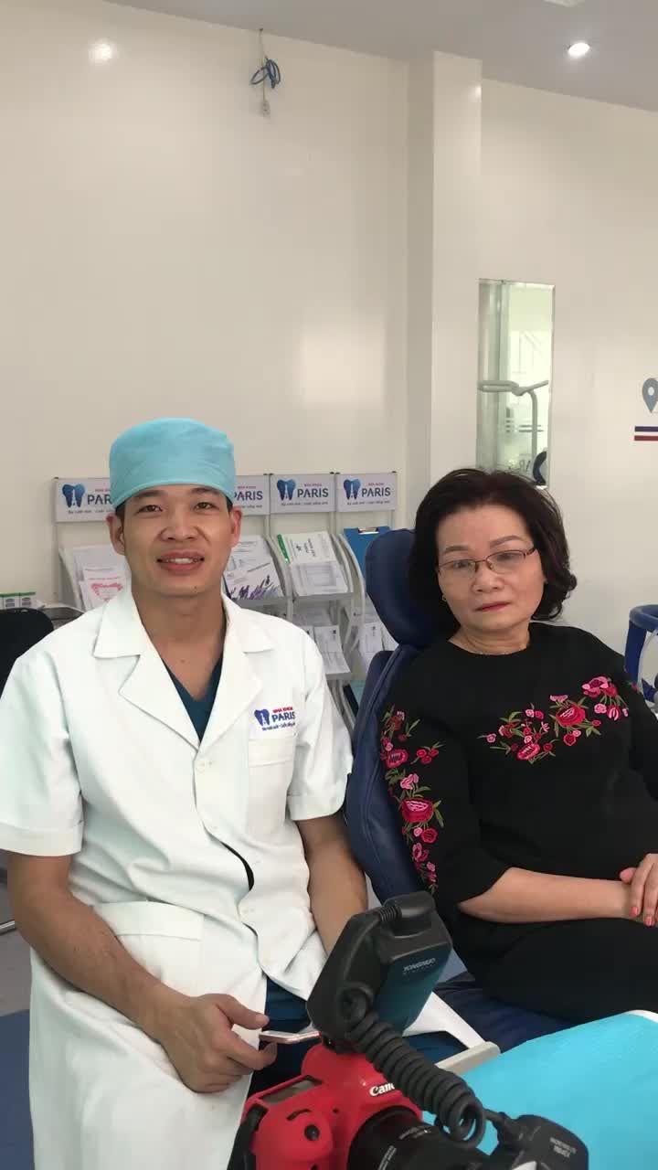 GIẢI CỨU RĂNG SỨ HỎNG CHO CÔ KHÁCH HÀNG VIỆT KIỂU MỸ
