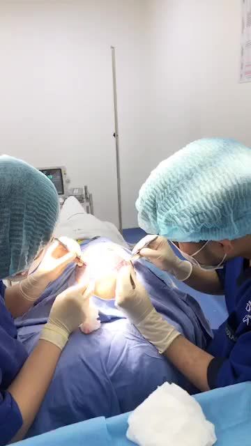 Quá trình cấy tóc cấp độ 5 tại bệnh viện thẩm Mỹ Đông Á