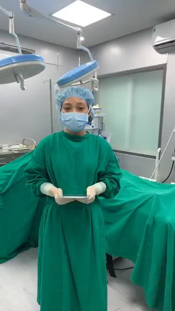 Ca nâng ngực của khách hàng ngày Valentine !