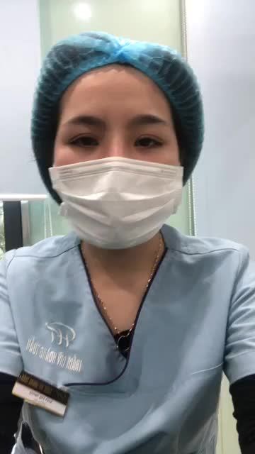 Combo tân trang cô bé thứ 2 trong buổi sáng hôm nay của bác sĩ . Mời mọi người cùng theo dõi