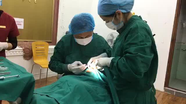 Điều trị cười hở lợi cho chị Trang. Điều trị cười hở lợi không tái phát tại Nha Khoa Thùy Anh.