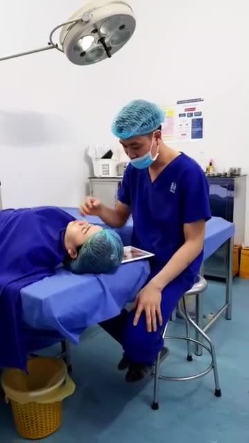 Ca mũi số 8 trong ngày cuối tuần của Dr.Vũ Quang