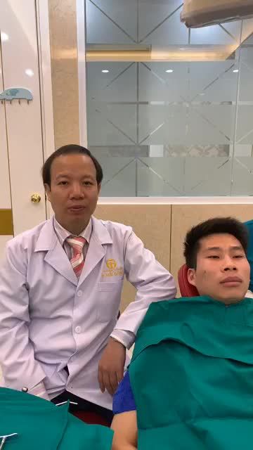 NHỔ 2 RĂNG KHÔN SIÊU TO SIÊU CONG VÀ LỆCH.