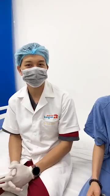 Cùng Kangnam "xử lí" ca hàm hô, gây thô nét mặt