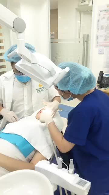 Quá trình phục hồi răng cấy ghép trụ implant cho khách hàng