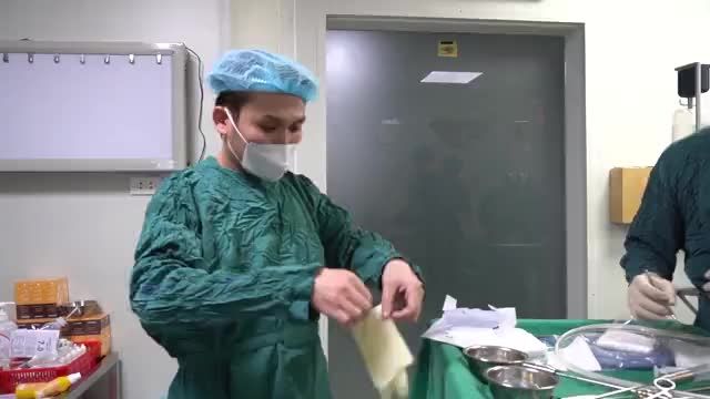 Ca hút mỡ, tạo hình thành bụng số 2 trong ngày của Dr Vũ Quang và ekip
