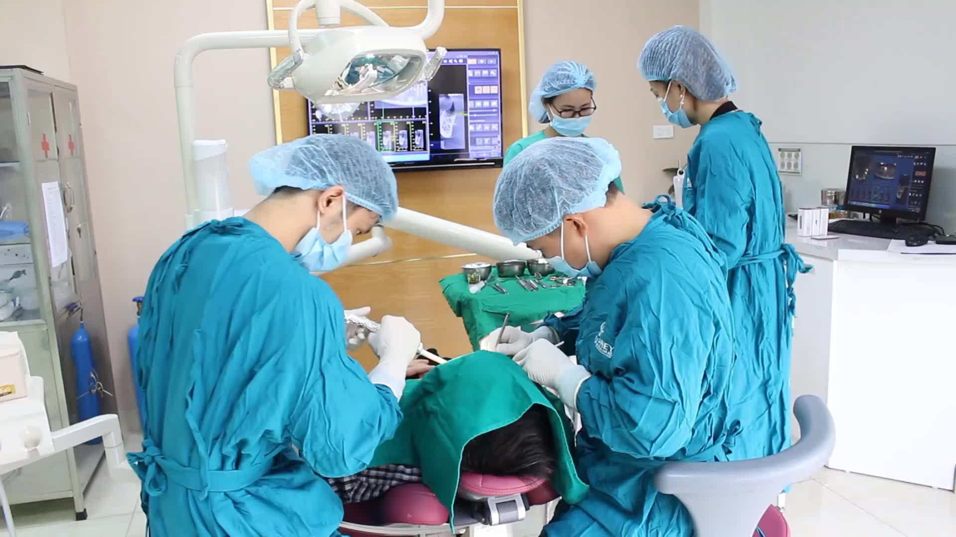 Case cấy ghép implant cho bệnh nhân T. Q. K - 59 tuổi ở Quảng Ninh
