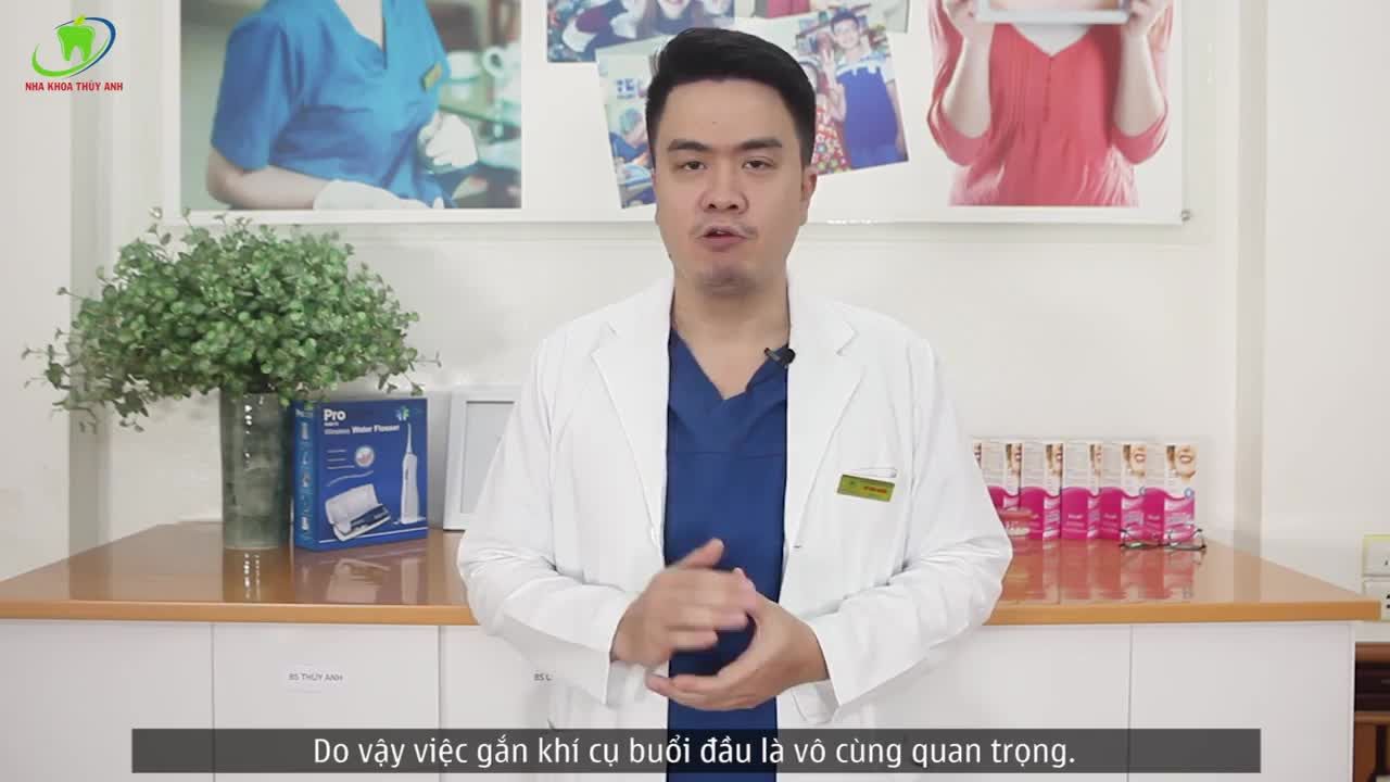 QUÁ TRÌNH GẮN MẮC CÀI NIỀNG RĂNG TẠI NHA KHOA THÙY ANH.