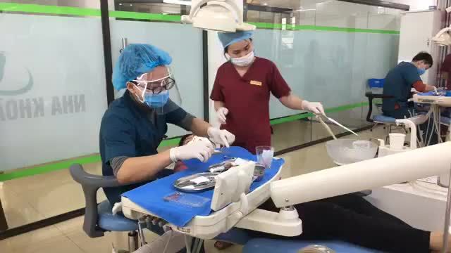 Nhổ răng khôn 18.48 cho bạn Duyên.