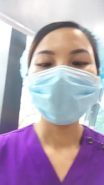 Sở hữu một chiếc má lúm xinh duyên ngay sau 5 phút.