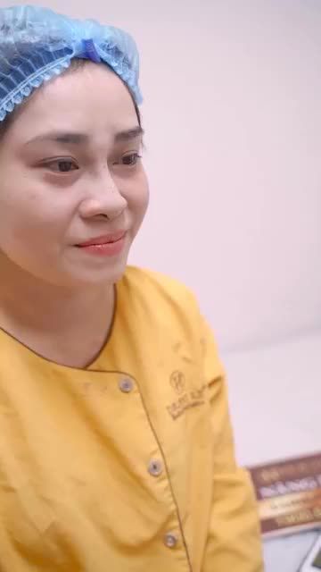 " Chỉ có ở Dr.Hải Lê em mới thấy yên tâm " chia sẻ của vị khách hàng sau khi thực hiện nâng mũi, kết quả đẹp như ý.