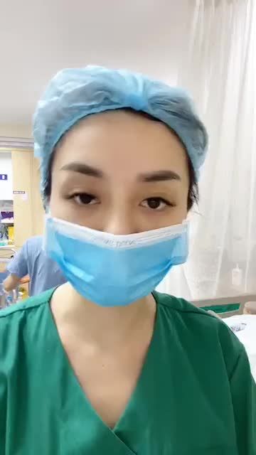Kết quả sau 1 đêm tỉnh dậy, V2 thon bụng gọn của bà mẹ 2 con.