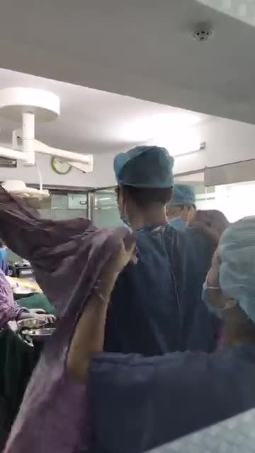 Phẫu thuật nâng V1 Bác sỹ Dương Văn Tươi - Thẩm mỹ Saigon Young