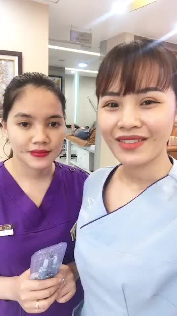 Làm đầy rãnh mũi má chỉ với 2’ đồng hồ.