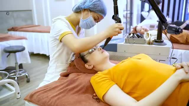 Trẻ hóa làn da sau buổi thứ 7 điều trị nám với công nghệ Laser Diamond Square!