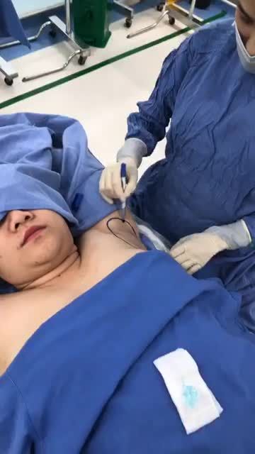 Hè này  Loại bỏ hôi nách chỉ với 6 TRIỆU - Comment Inbox ngay giữ ưu đãi